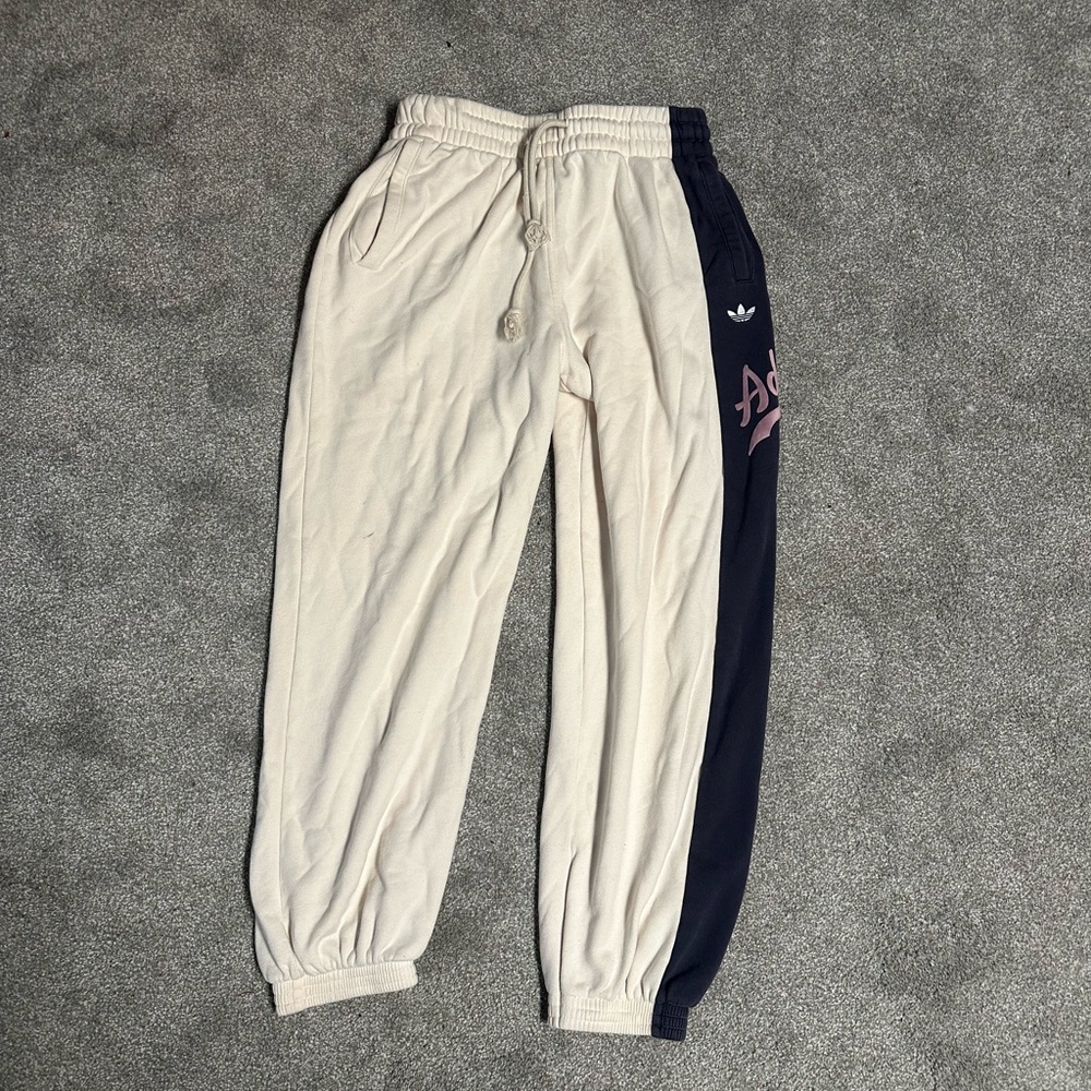 Adidas Sweatpants - Picture 2 of 4